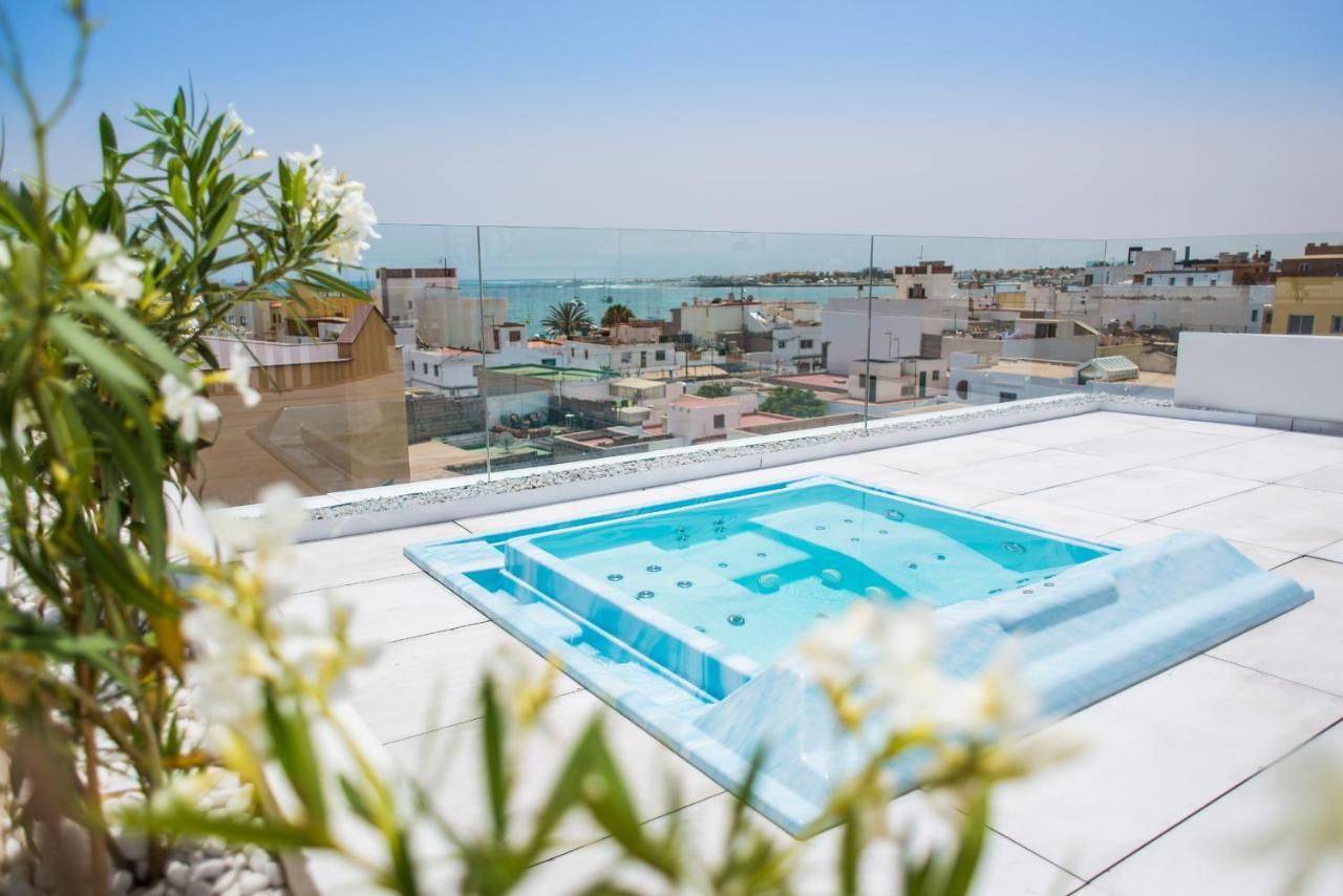 Hotel Vacanzy Urban Boutique Adults Only Коральео Экстерьер фото
